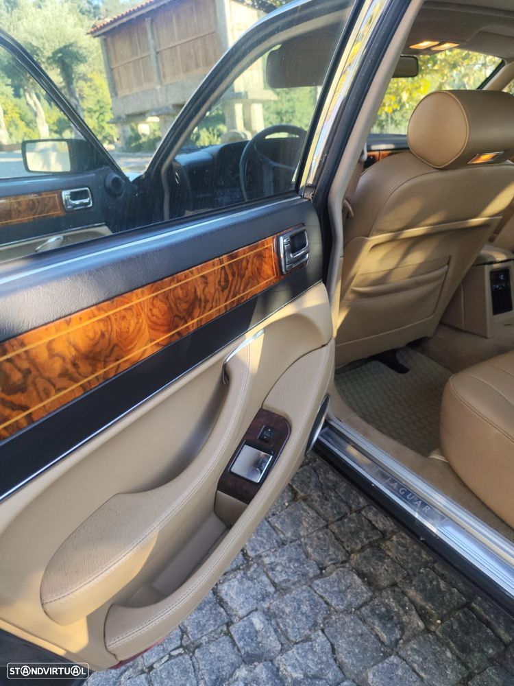 Jaguar Sovereign - 9