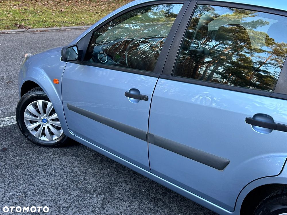 Ford Fiesta 1.3 Silver Magic - 16