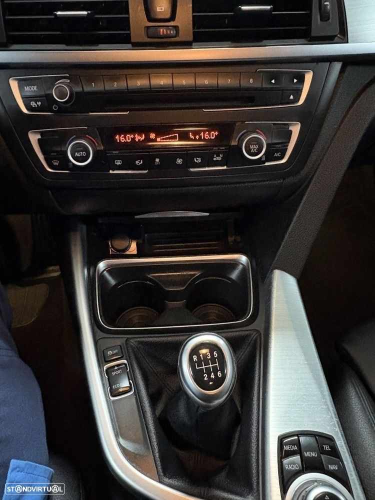 BMW 316 d Line Sport Shadow - 17