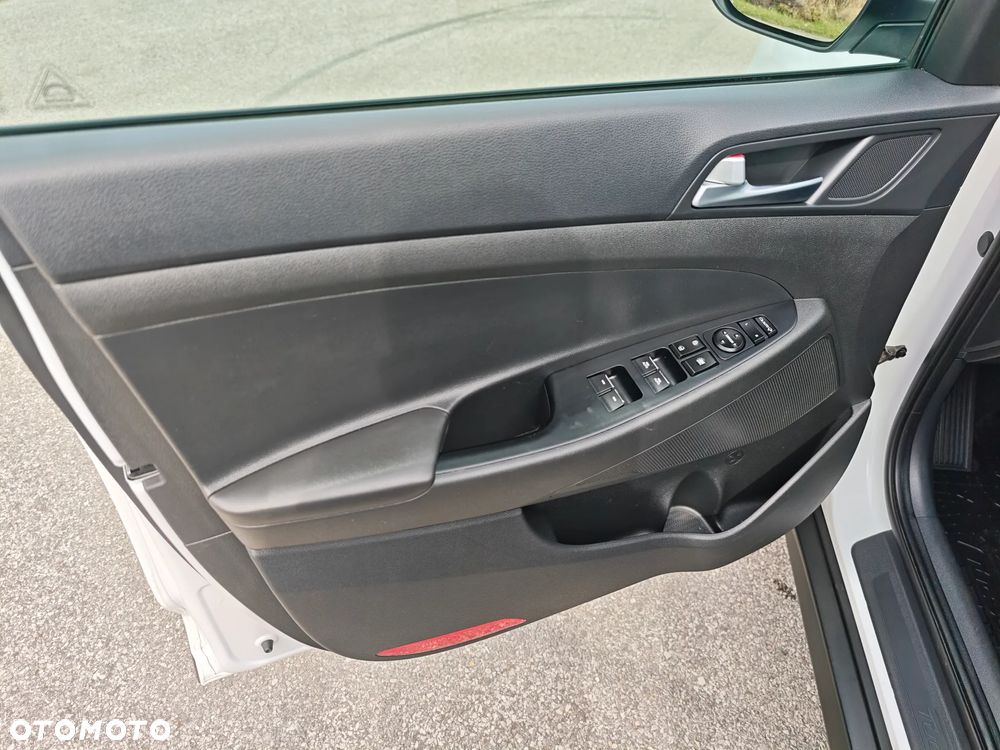 Hyundai Tucson 1.6 GDi Comfort 2WD - 17