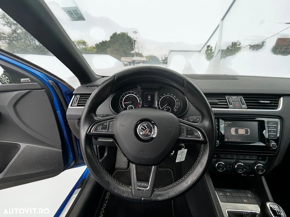 Skoda Octavia 2.0 TDI RS - 12