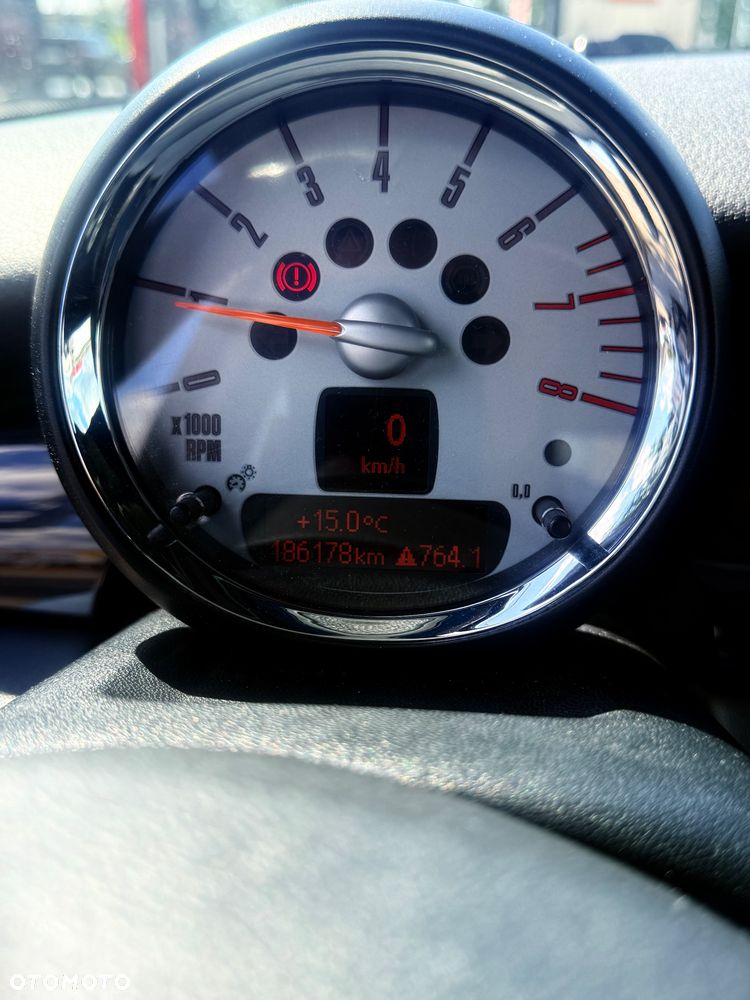 MINI Cooper Standard - 13