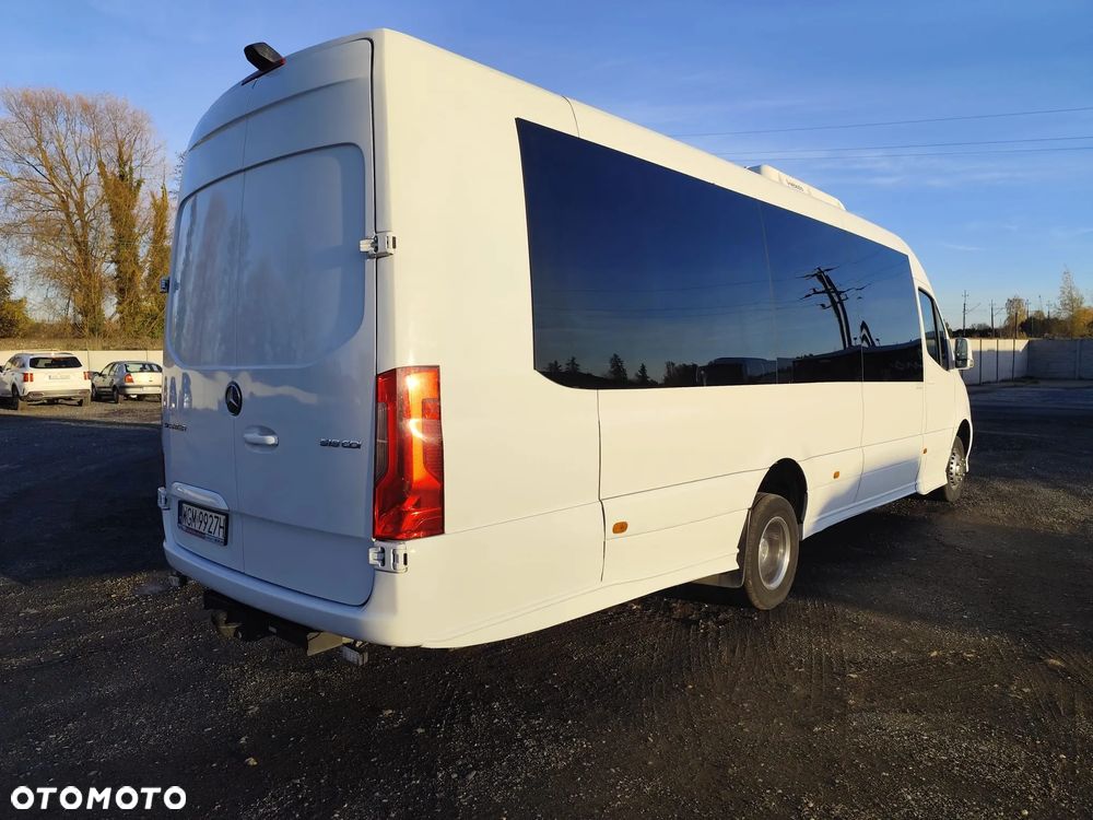 Mercedes-Benz SPRINTER - 4