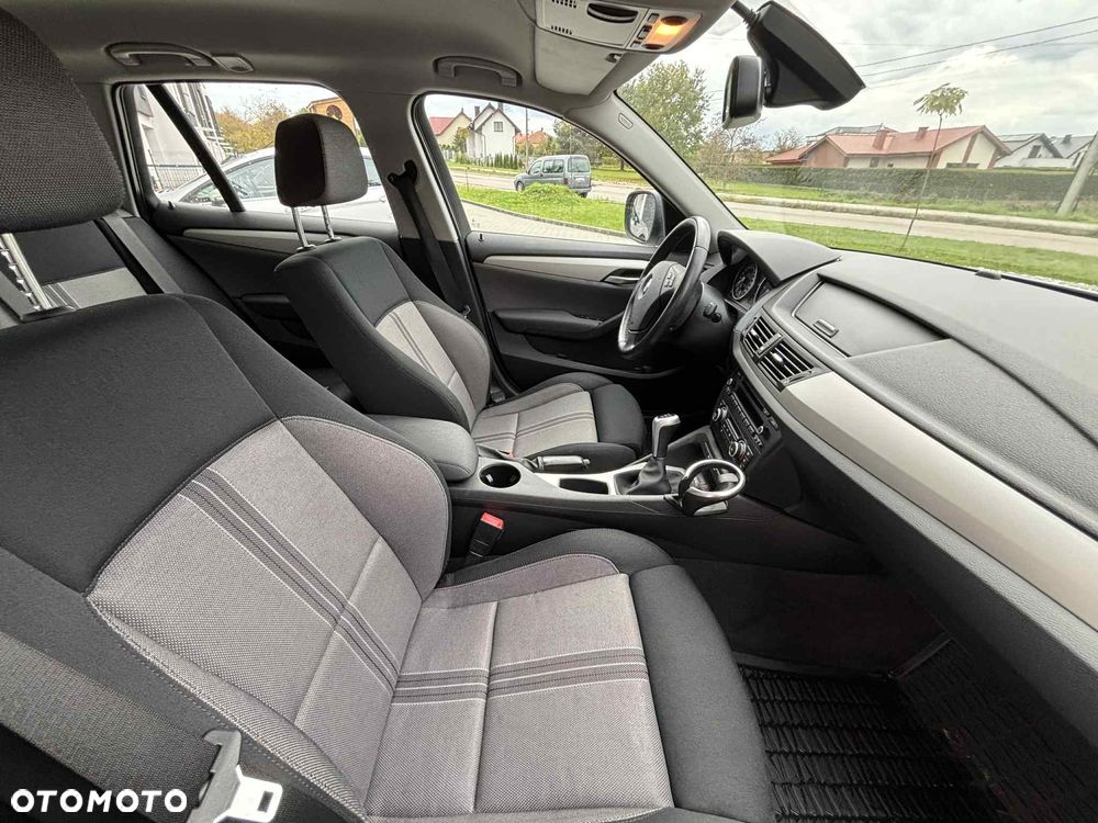 BMW X1 xDrive20d - 28