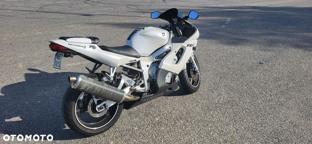 Yamaha R6 - 5