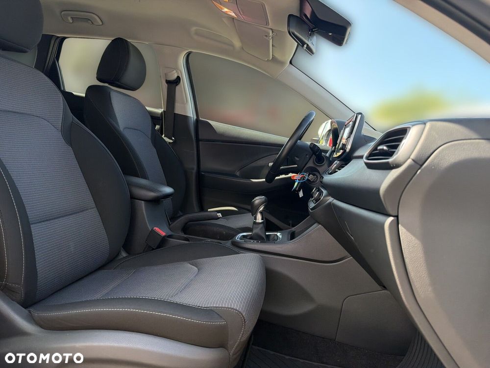 Hyundai i30 - 19