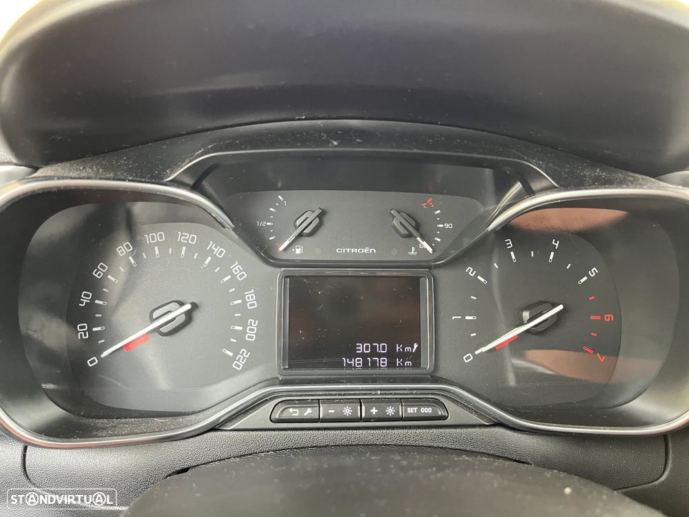 Citroën C3 1.2 PureTech Shine - 3