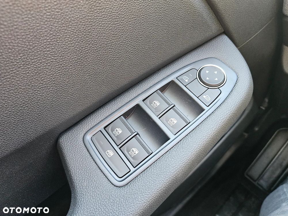 Renault Clio 1.0 TCe Evolution - 23