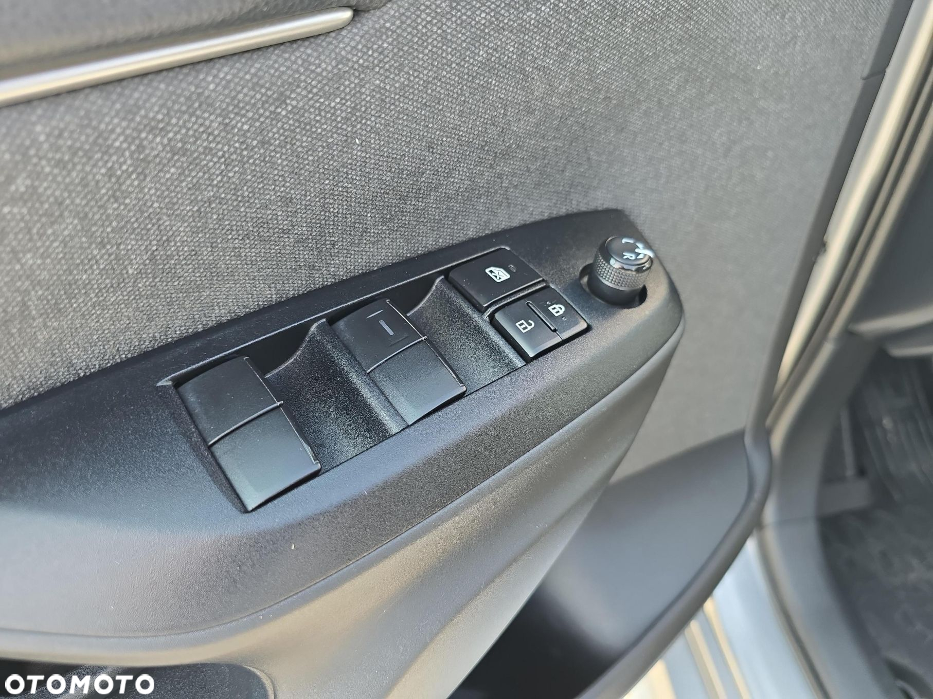 Toyota Yaris - 20