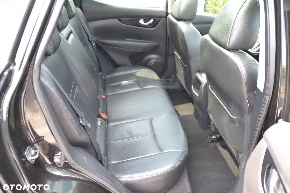 Nissan Qashqai 1.6 DIG-T 360 - 26