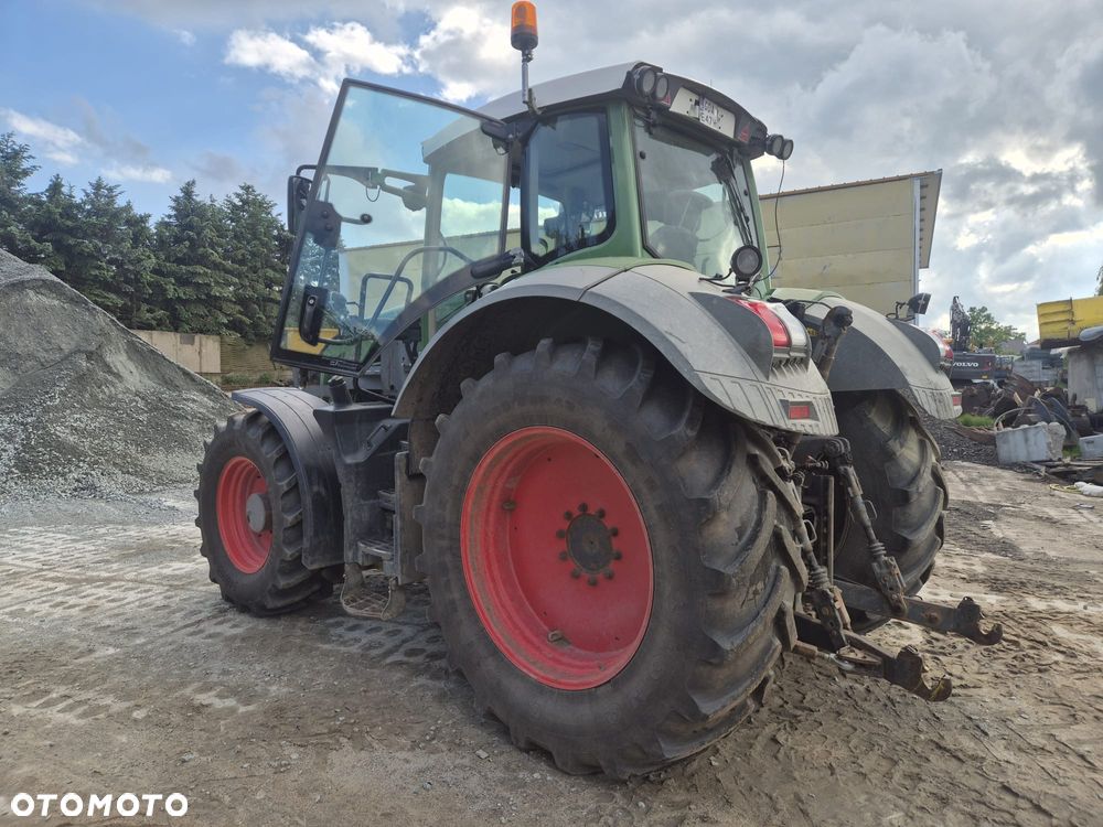 Fendt 822 - 6