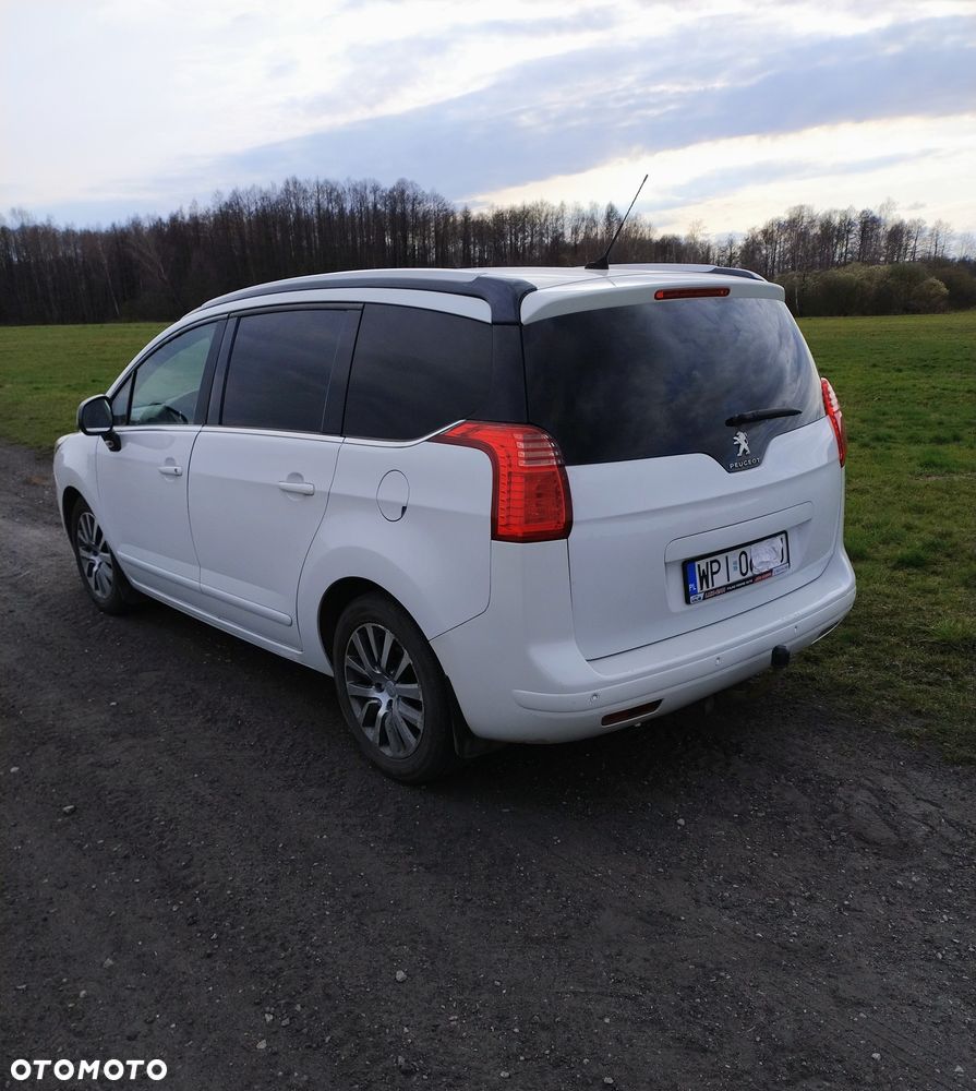 Peugeot 5008 - 5