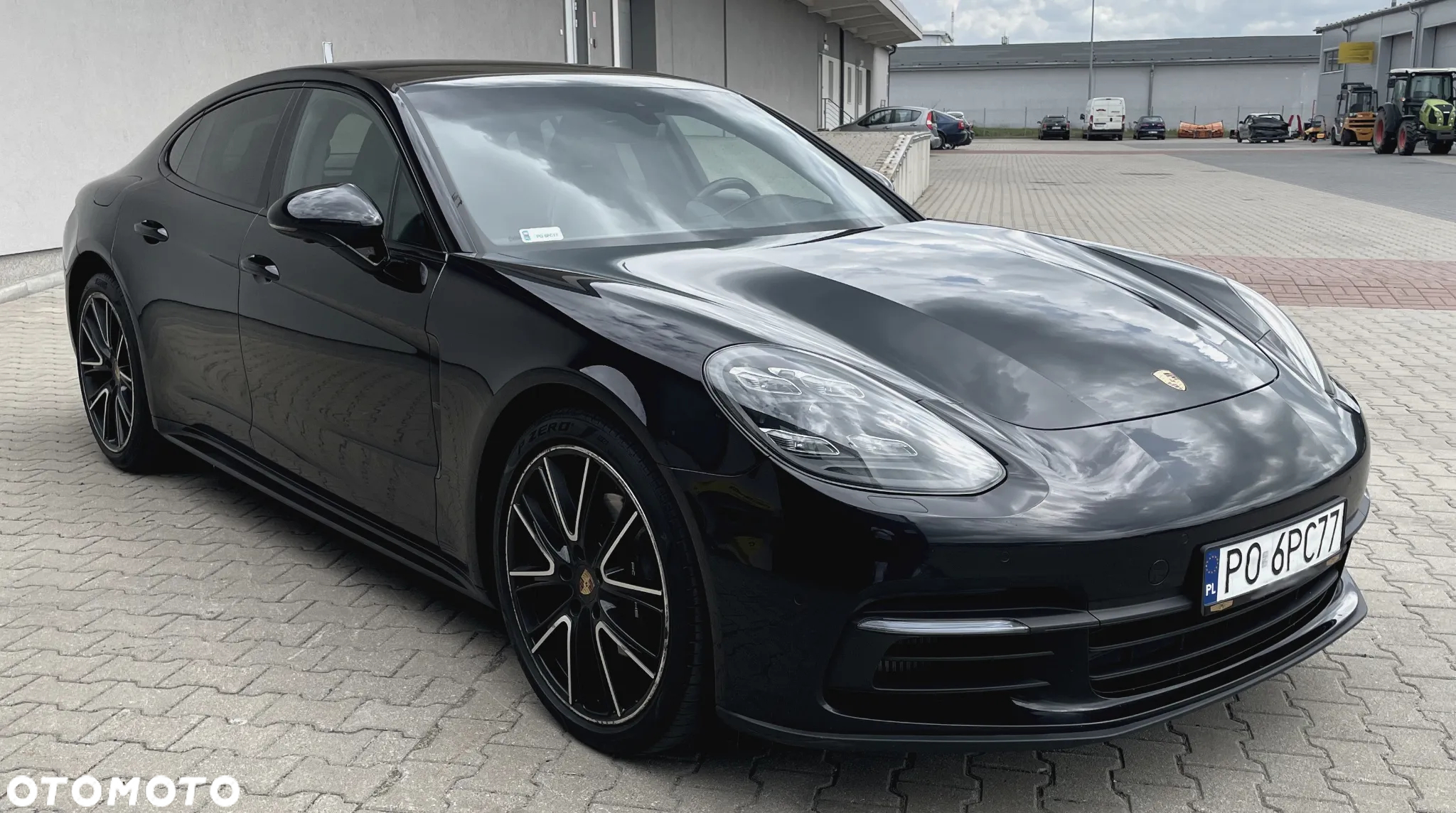 Porsche Panamera 4 - 3
