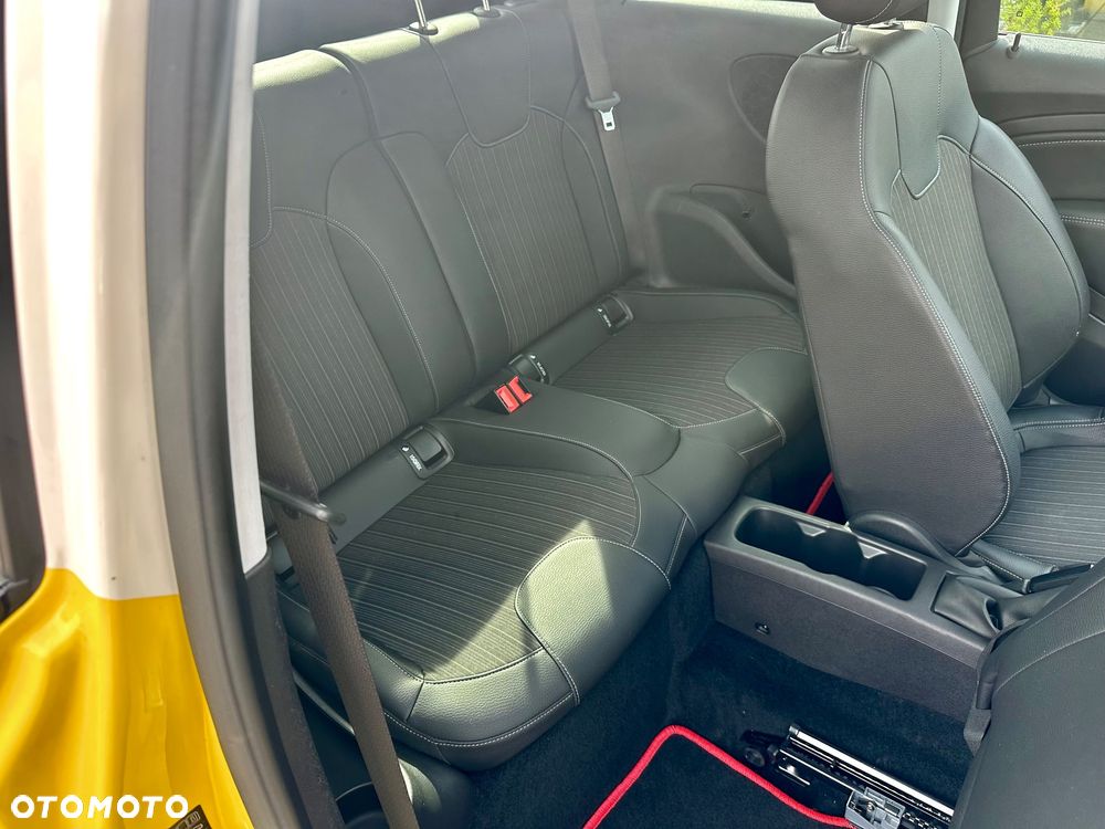 Opel Adam 1.4 Glam - 23