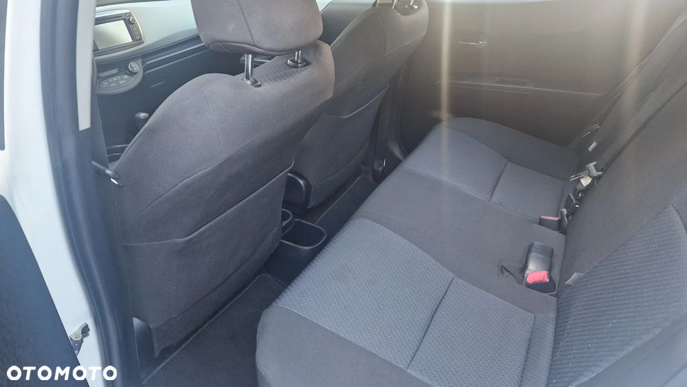 Toyota Yaris Hybrid 1.5 VVT-i Comfort mit Design Paket - 16