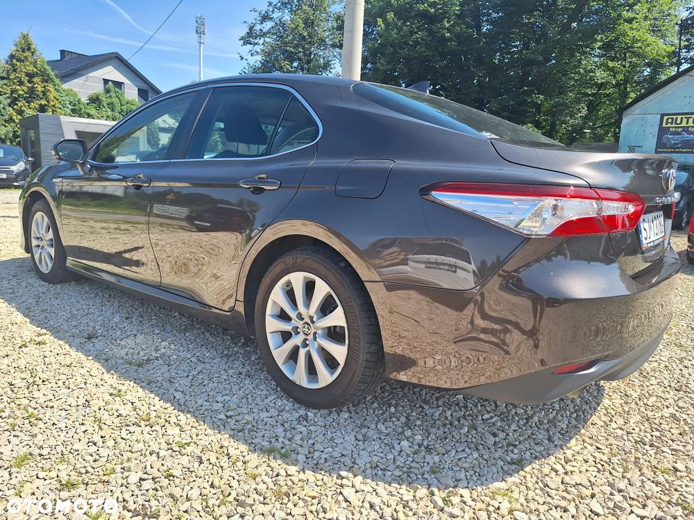 Toyota Camry 2.5 Hybrid Comfort CVT - 8