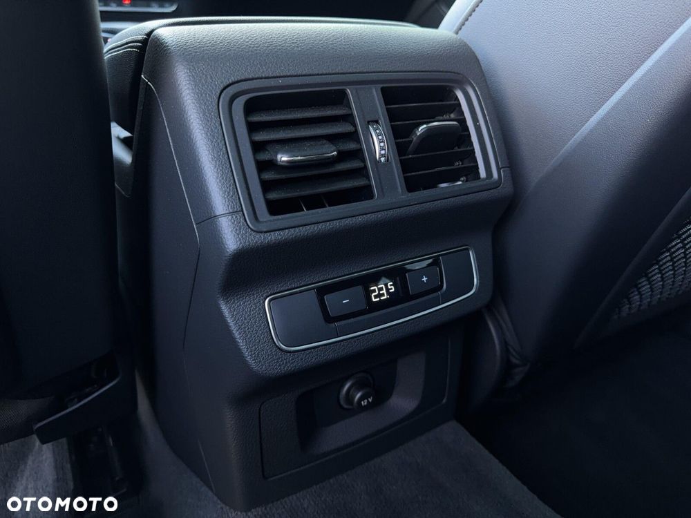 Audi SQ5 Sportback - 13