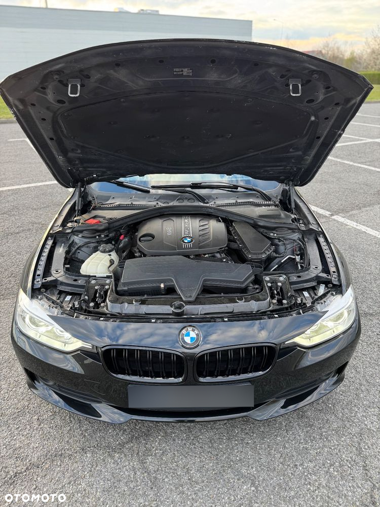 BMW Seria 3 - 27