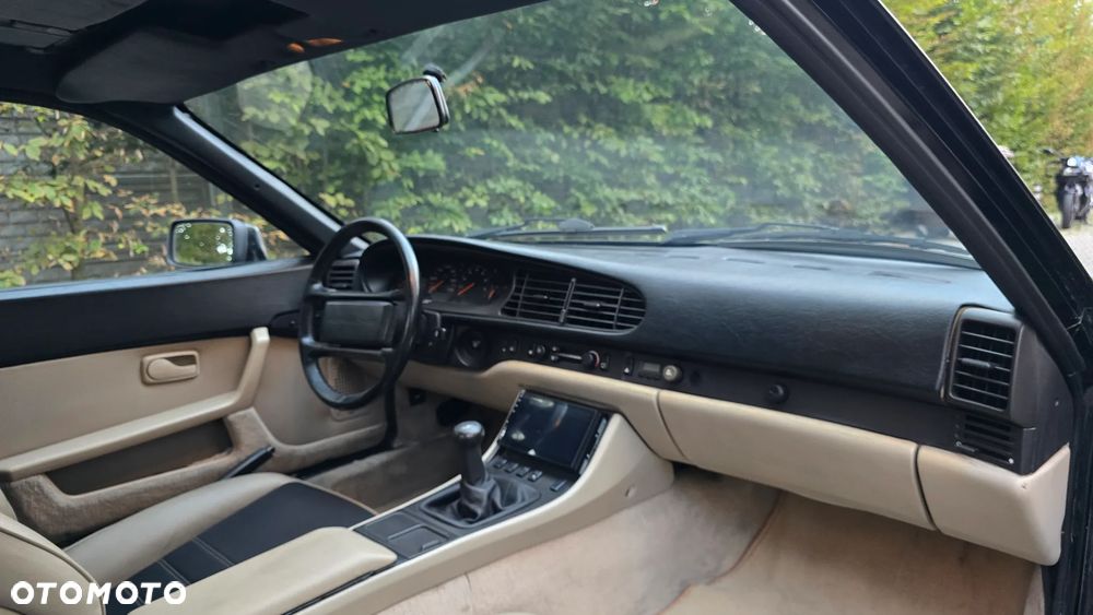 Porsche 944 - 18