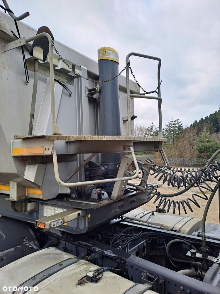 Bodex BODEX WYWROTKA / 27 m3 / STALOWA RYNNA / PIERWSZY WŁAŚCICIEL / OŚ PODNOSZONA SAF / OPONY BARDZO DOBRY STAN - 5