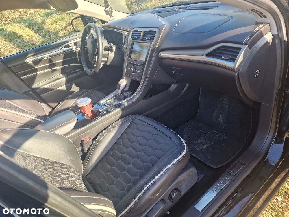 Ford Mondeo 2.0 TDCi STart-Stopp Titanium - 38