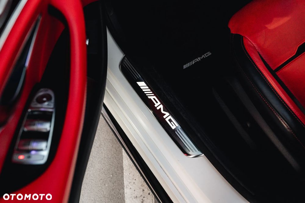 Mercedes-Benz AMG GT - 28