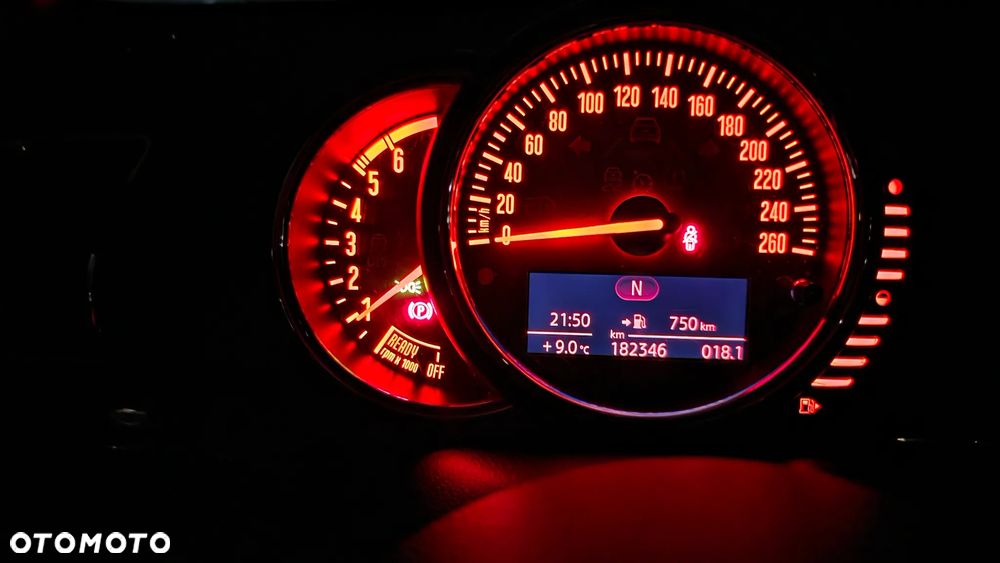 MINI Clubman Cooper D - 26
