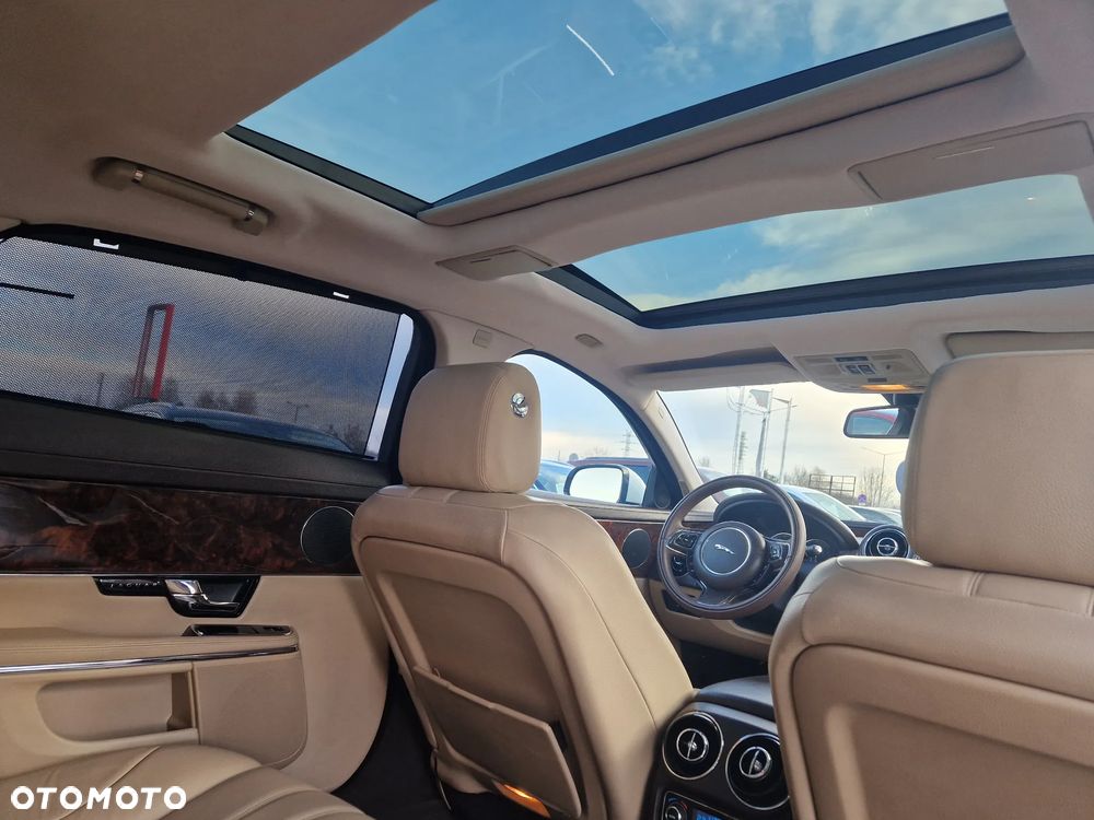 Jaguar XJ 3.0 V6 Kompressor Langversion Premium Luxury - 32