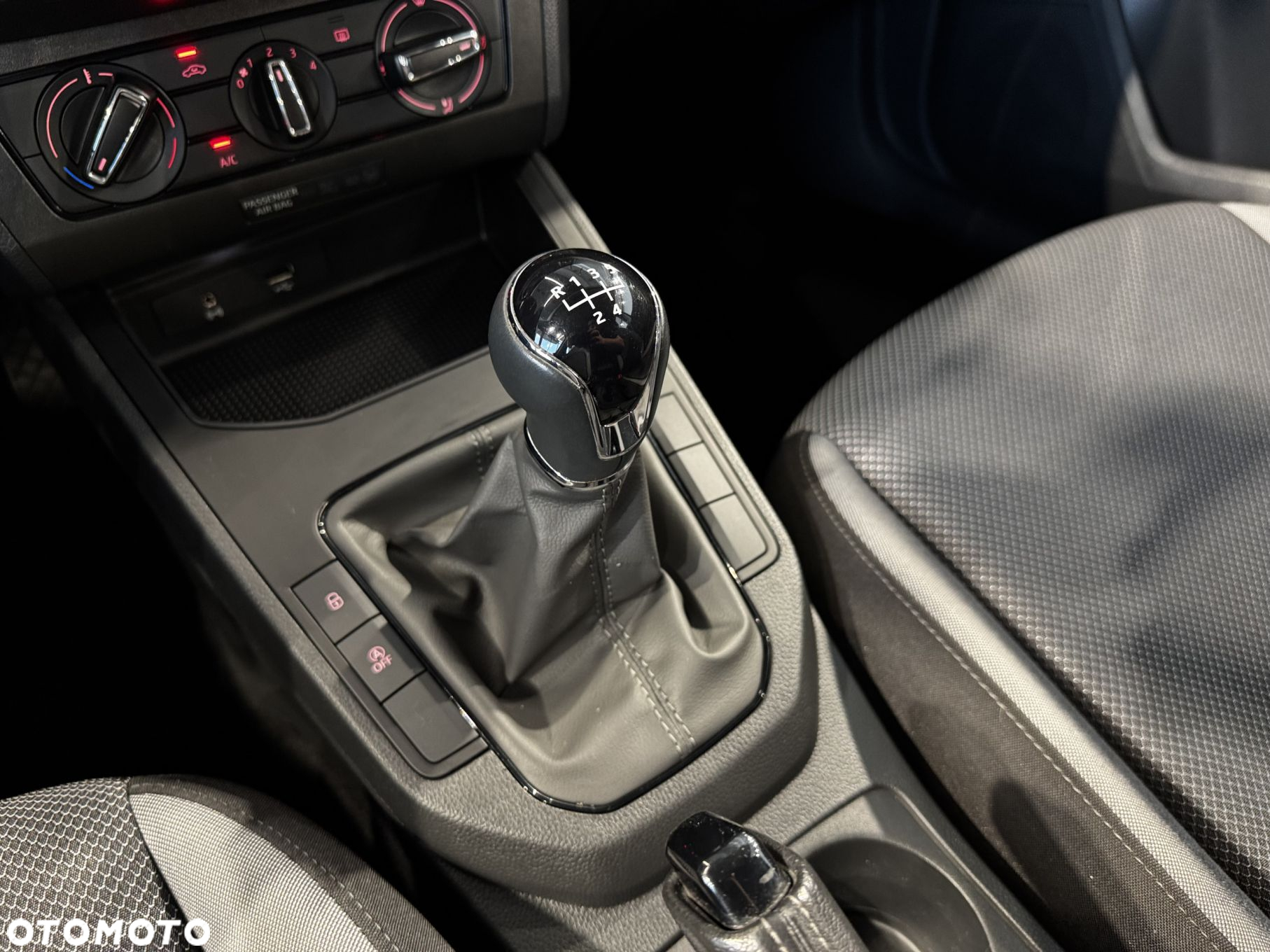 Seat Ibiza - 24