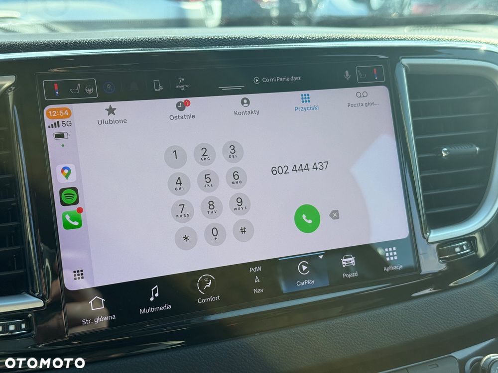 Chrysler Pacifica - 10
