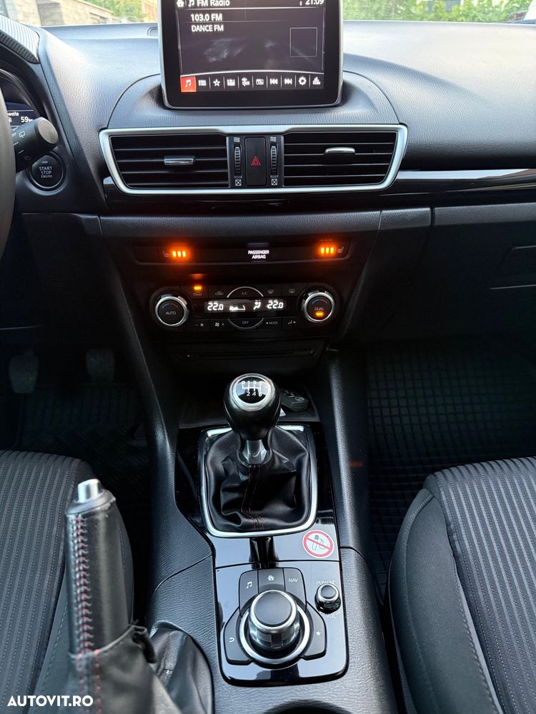 Mazda 3 - 28