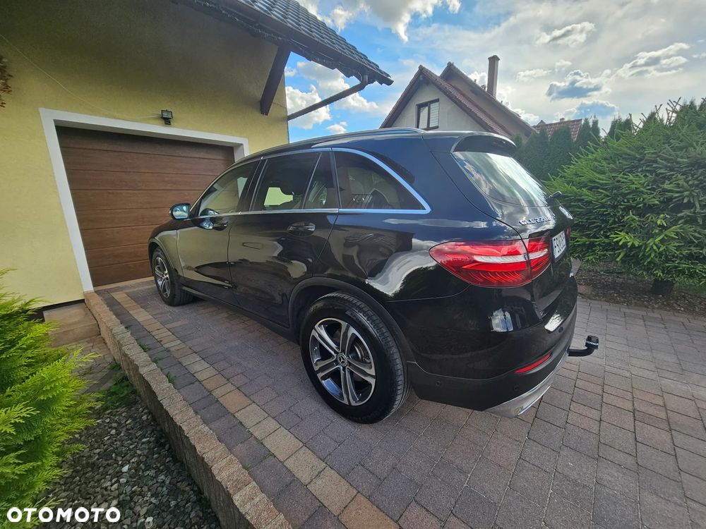 Mercedes-Benz GLC - 12
