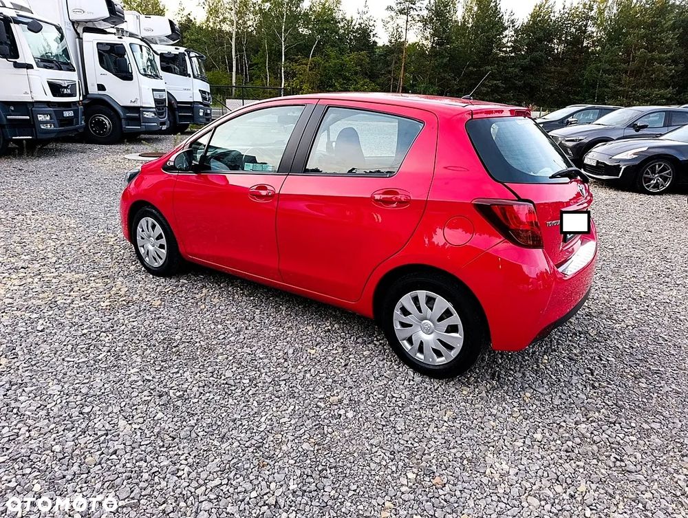 Toyota Yaris 1.0 Sol - 5