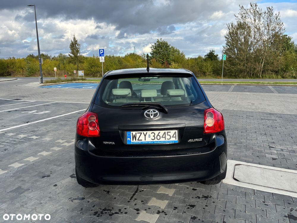 Toyota Auris - 6