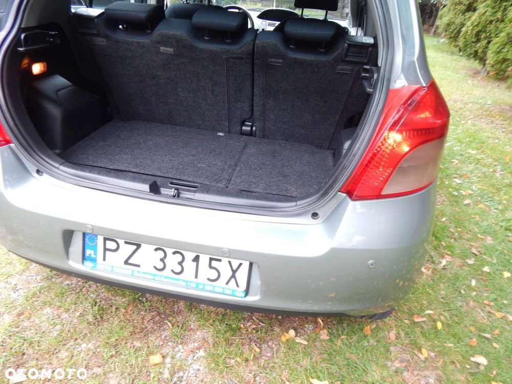 Toyota Yaris 1.4 D-4D Life - 17