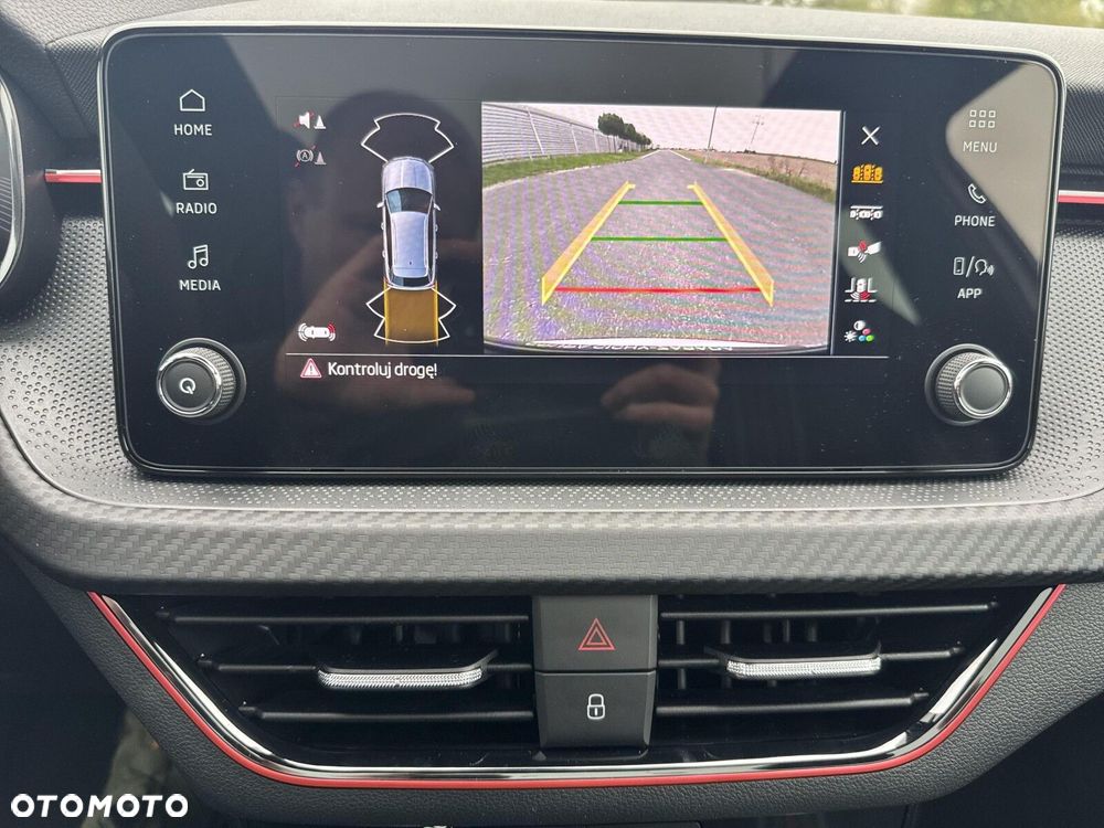 Skoda Kamiq 1.0 TSI Monte Carlo DSG - 26