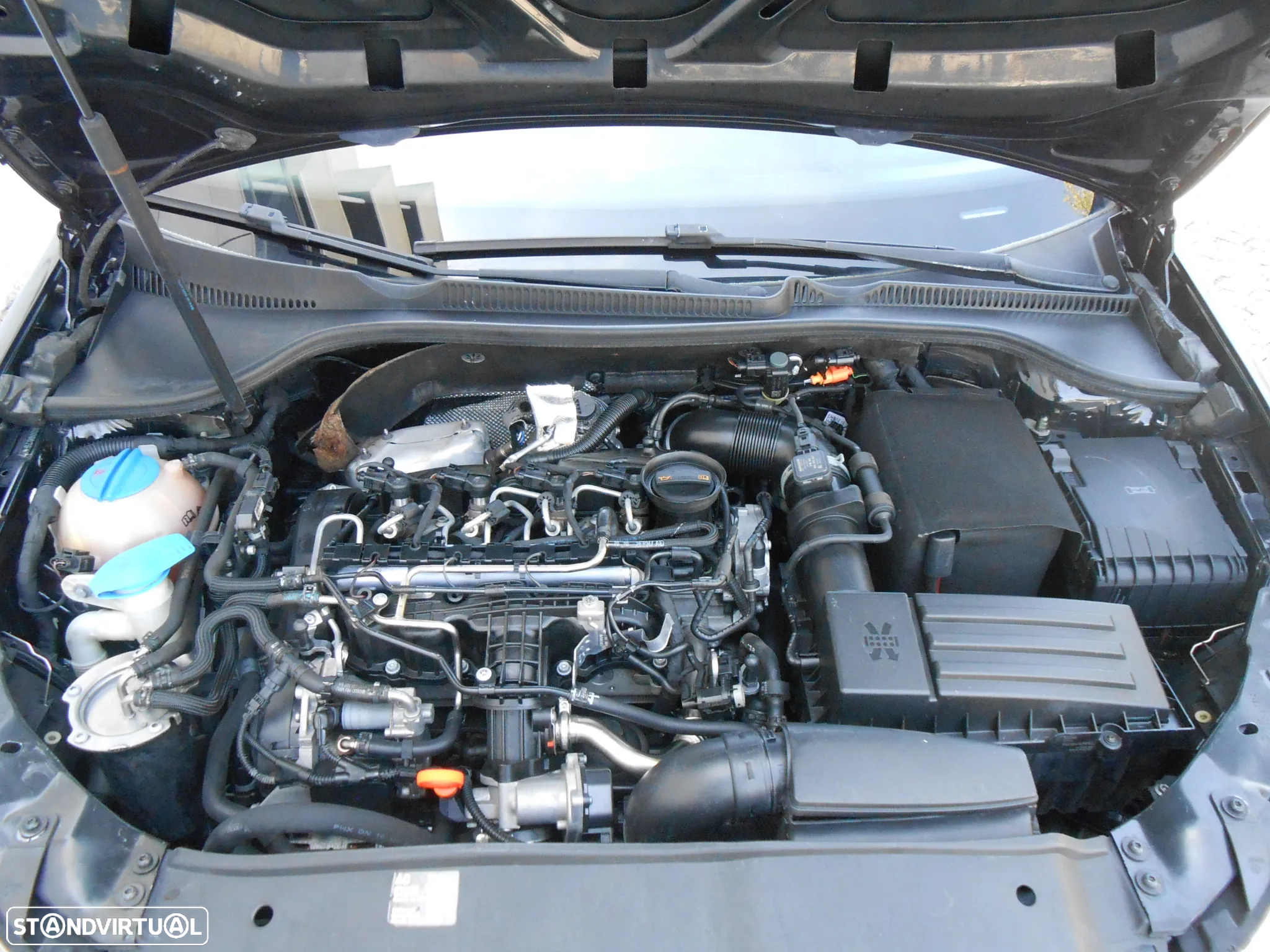 VW Golf 1.6 TDi Confortline - 28