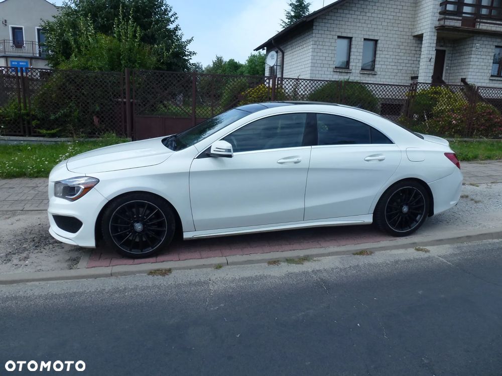 Mercedes-Benz CLA 250 4Matic 7G-DCT AMG Line - 2