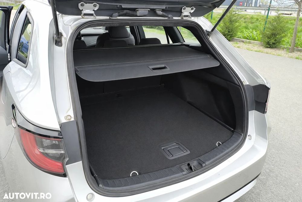 Toyota Corolla 1.8 Business Edition - 16