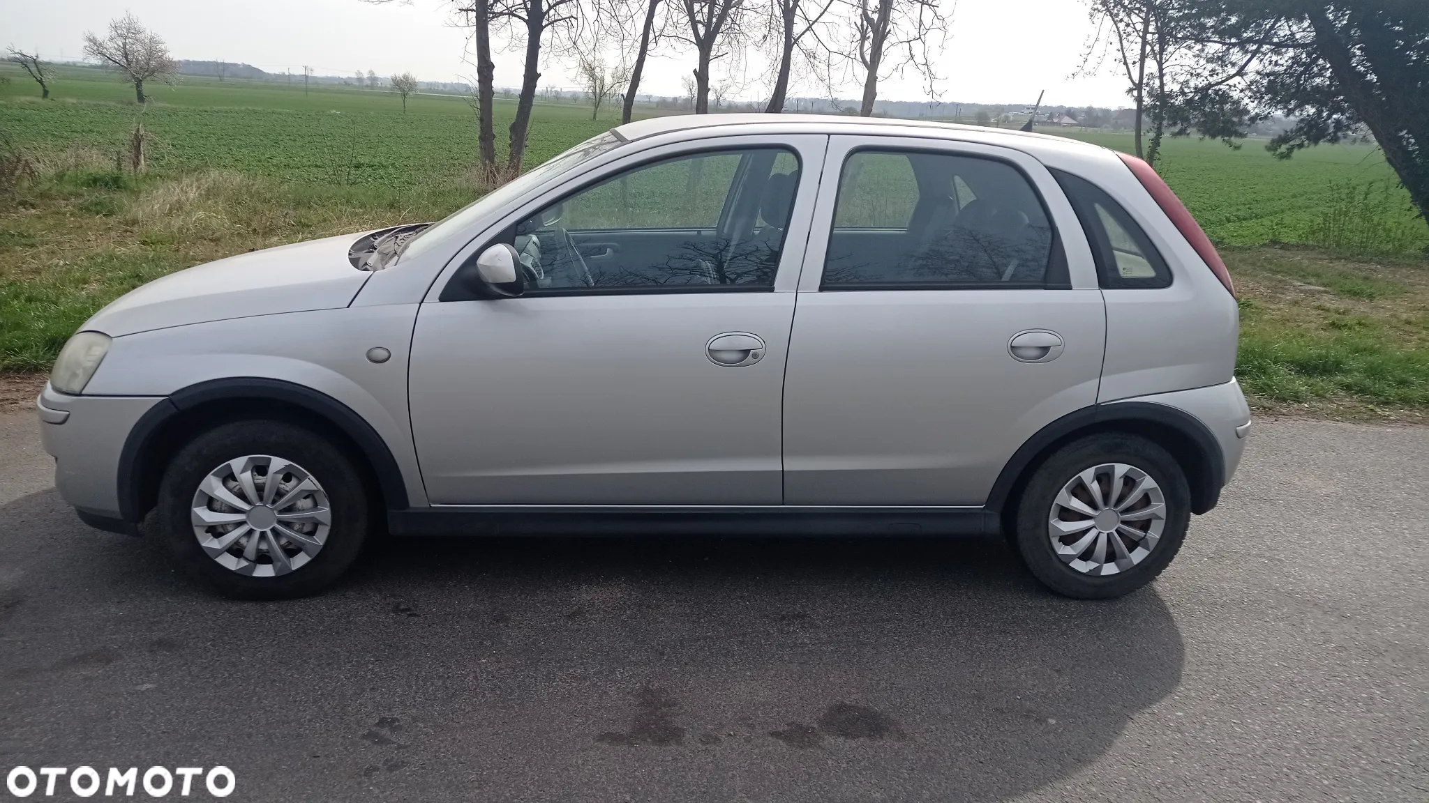Opel Corsa 1.2 16V Cosmo - 2
