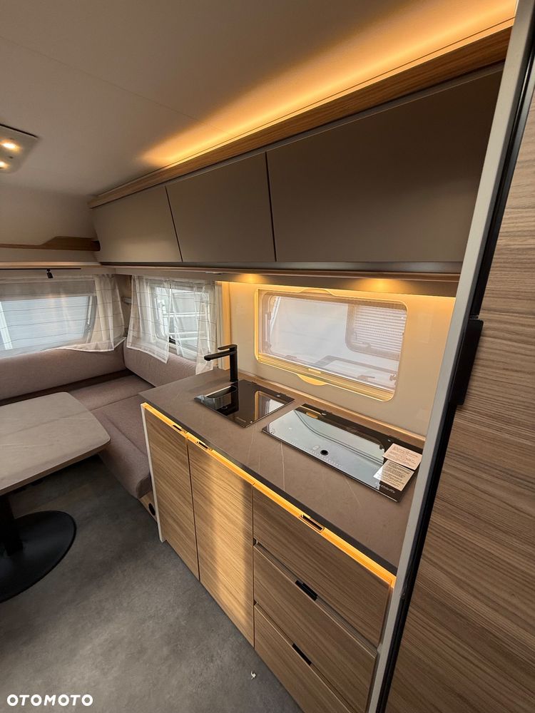 Dethleffs Nomad 730FKR 2026 First Edition Pakiet - 6