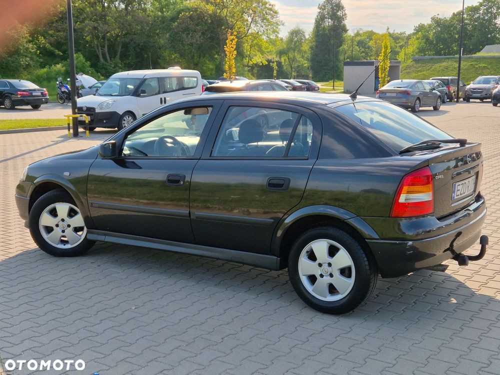 Opel Astra 1.6 Comfort / Cool - 13