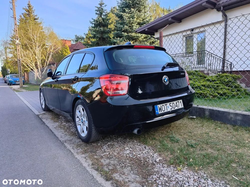 BMW Seria 1 116i - 6