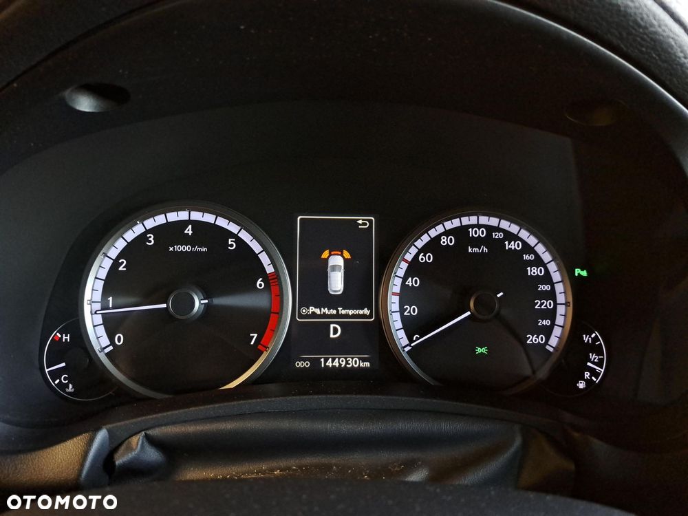 Lexus NX 300 F Sport AWD - 24