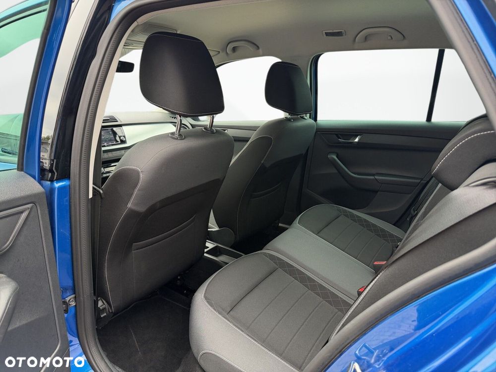 Skoda Fabia 1.0 TSI Ambition - 33