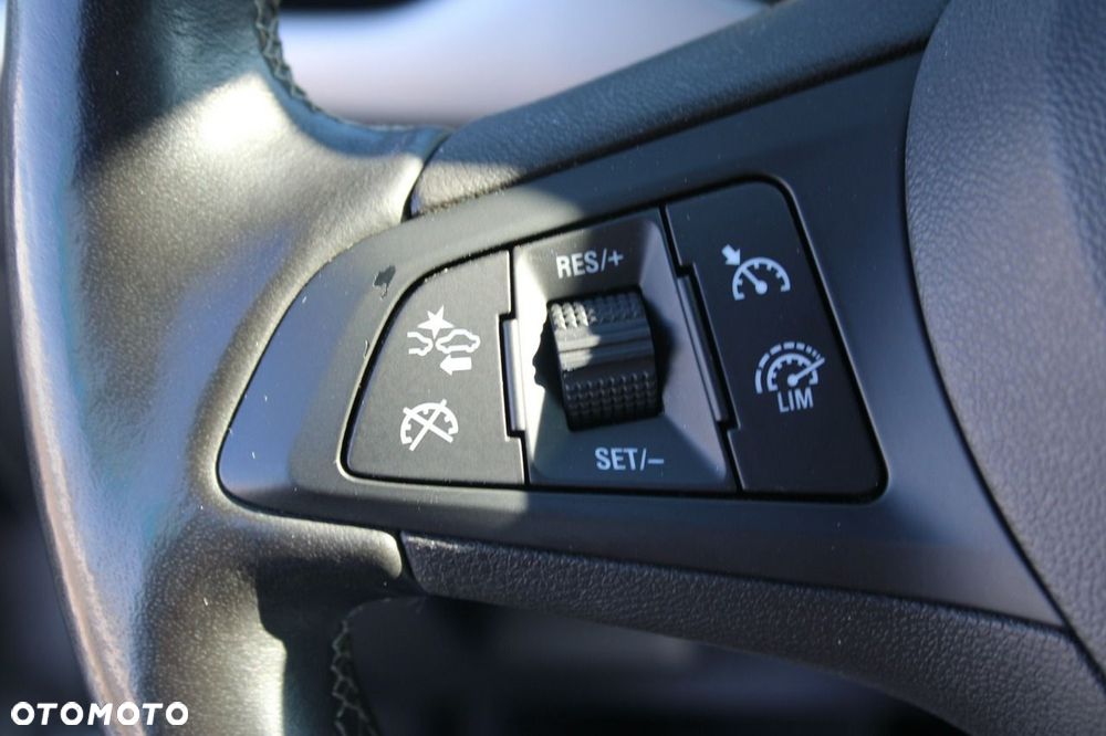 Opel Astra - 18