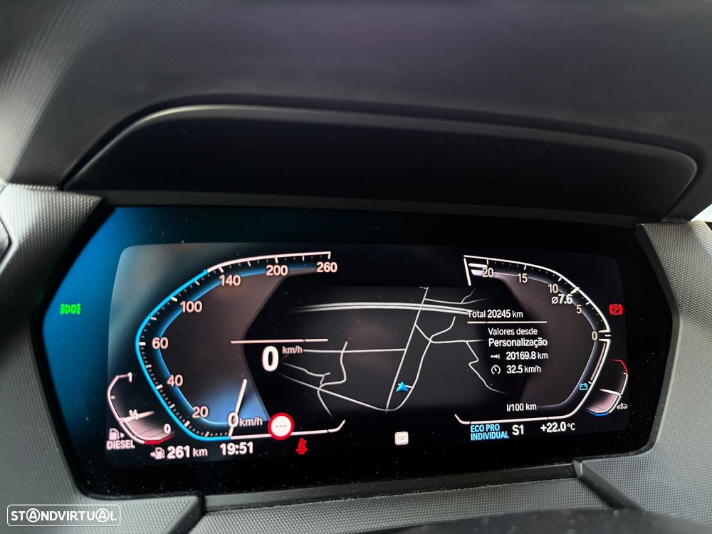 BMW 116 d Pack Desportivo M Auto - 48