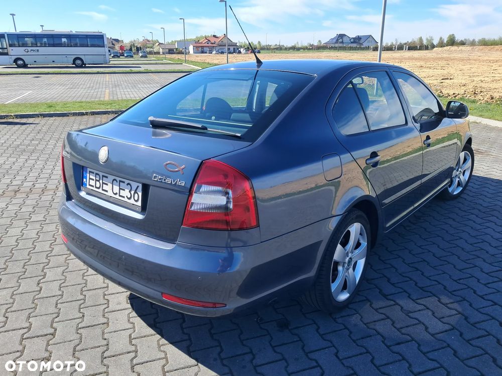 Skoda Octavia 1.8 T FSI Elegance - 5