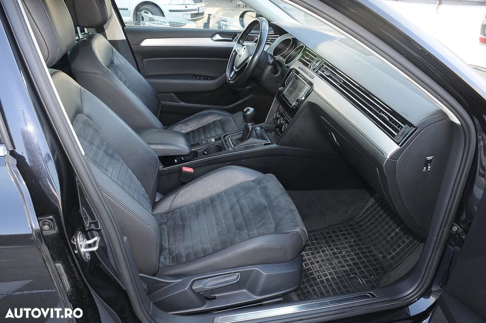 Volkswagen Passat 2.0 TDI Highline - 15
