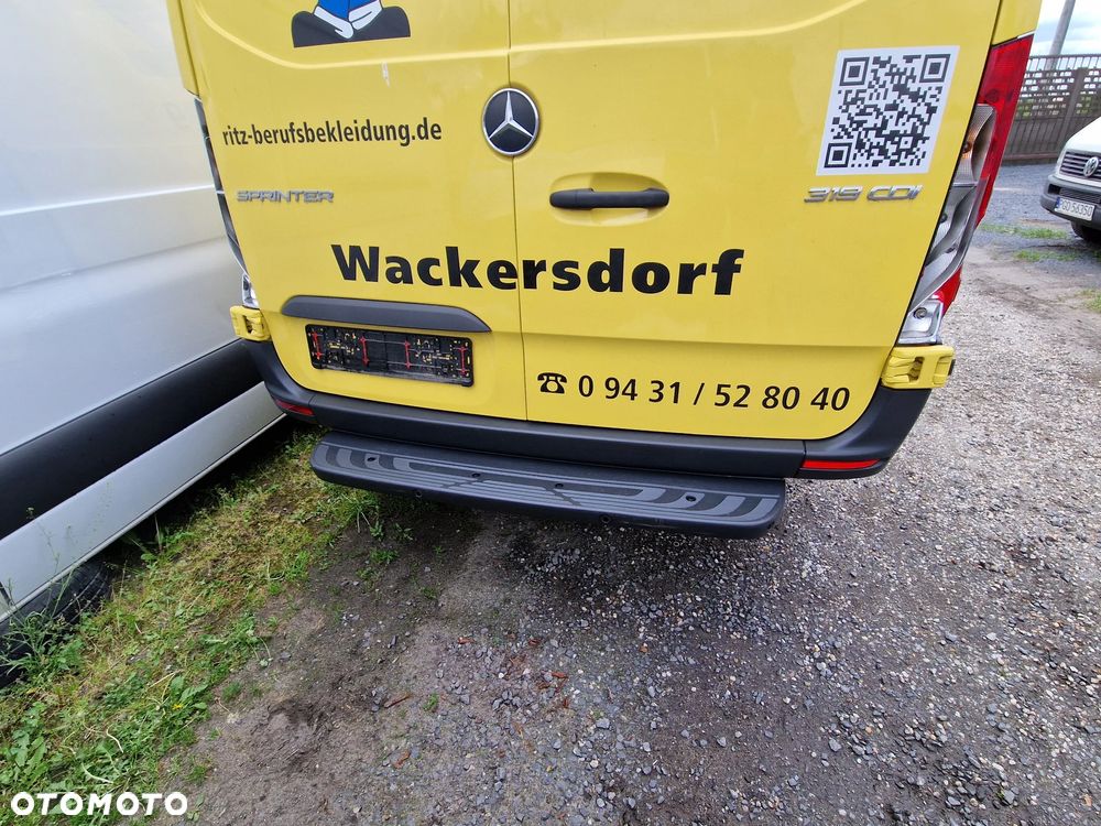 ZDERZAK STOPIEŃ MERCEDES SPRINTER 907 910 2022r - 1